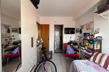 Apartamento para alugar com 65m², 2 quartos e 1 vagaQuarto 12