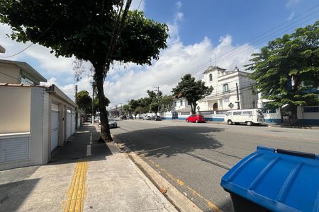 Apartamento para alugar com 65m², 2 quartos e 1 vagaVista da Rua