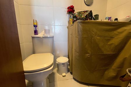 Apartamento para alugar com 65m², 2 quartos e 1 vagaBanheiro/Quarto 12