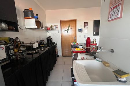 Apartamento para alugar com 65m², 2 quartos e 1 vagaCozinha e Área de Serviço