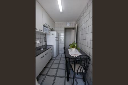 Apartamento à venda com 60m², 2 quartos e 1 vagaCozinha