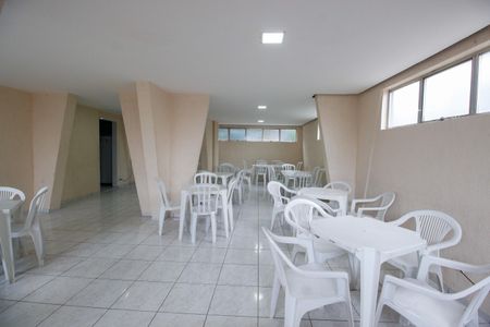 Apartamento à venda com 60m², 2 quartos e 1 vagaÁrea comum - Salão de festas