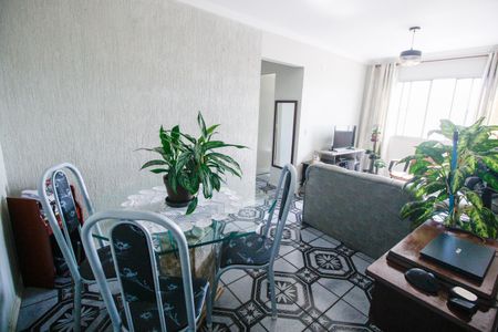Apartamento à venda com 60m², 2 quartos e 1 vagaSala