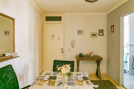 Sala de apartamento para alugar com 2 quartos, 68m² em Jardim Santa Emilia, São Paulo