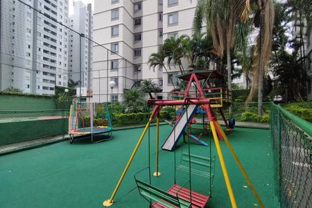 Apartamento para alugar com 68m², 2 quartos e 1 vagaÁrea comum - Playground