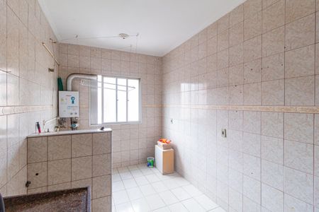 Apartamento à venda com 59m², 2 quartos e 1 vagaCozinha e área de serviço