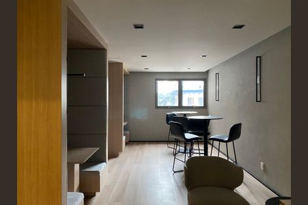 Studio para alugar com 27m², 0 quarto e sem vaga Studio para alugar com 27m², 0 quarto e sem vagaCoworking