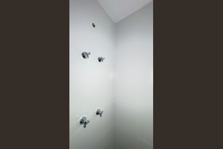 Apartamento à venda com 58m², 2 quartos e 1 vaga Apartamento à venda com 58m², 2 quartos e 1 vagaBanheiro