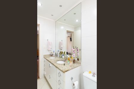 Apartamento à venda com 144m², 3 quartos e 3 vagasBanheiro da Suíte