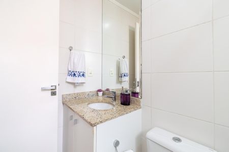 Apartamento à venda com 144m², 3 quartos e 3 vagasBanheiro da Suíte 2