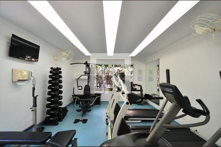 Apartamento à venda com 144m², 3 quartos e 3 vagasÁrea comum - Academia