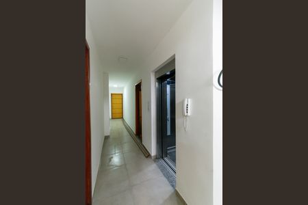 Apartamento à venda com 42m², 2 quartos e sem vagaÁrea Comum