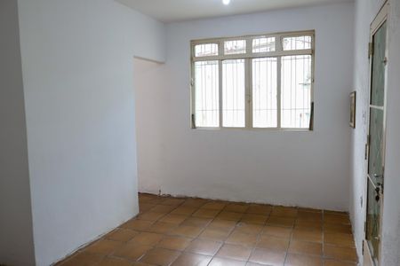 Casa para alugar com 150m², 3 quartos e 1 vaga Casa para alugar com 150m², 3 quartos e 1 vagaSala