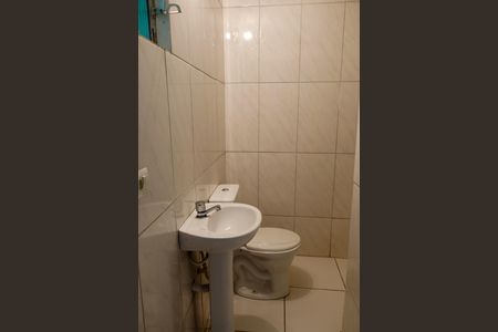 Casa para alugar com 150m², 3 quartos e 1 vaga Casa para alugar com 150m², 3 quartos e 1 vagaBanheiro Social