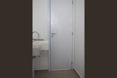 Apartamento à venda com 68m², 2 quartos e 1 vagaBanheiro da Suíte 1