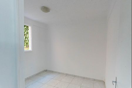Apartamento à venda com 74m², 2 quartos e 1 vagaQuarto 2