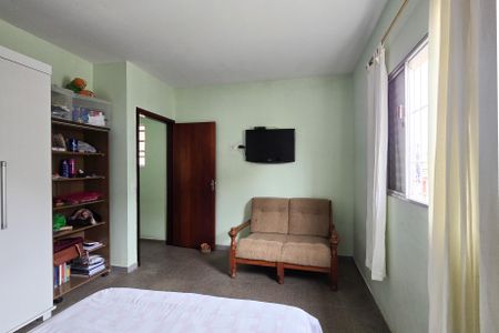 Casa à venda com 556m², 3 quartos e 5 vagasQuarto 2