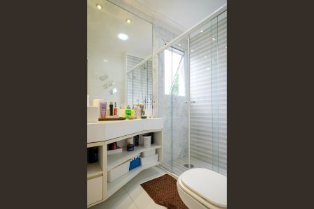 Apartamento à venda com 128m², 3 quartos e 2 vagasBanheiro da suíte