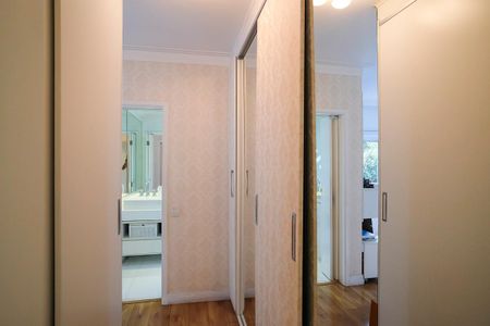 Apartamento à venda com 128m², 3 quartos e 2 vagasCloset da suíte