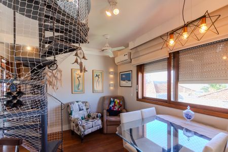 Apartamento à venda com 140m², 2 quartos e 1 vaga Apartamento à venda com 140m², 2 quartos e 1 vagaSala