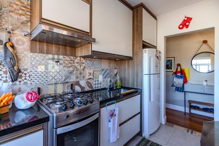 Apartamento à venda com 140m², 2 quartos e 1 vaga Apartamento à venda com 140m², 2 quartos e 1 vagaCozinha