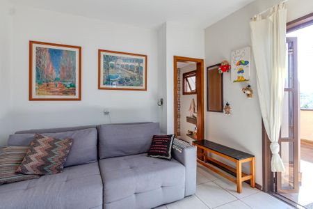 Apartamento à venda com 140m², 2 quartos e 1 vaga Apartamento à venda com 140m², 2 quartos e 1 vagaCobertura