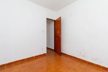 Casa à venda com 380m², 4 quartos e 4 vagas Casa à venda com 380m², 4 quartos e 4 vagasEdícula: Quarto