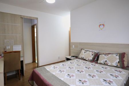 Apartamento à venda com 115m², 4 quartos e 3 vagasSuíte 1