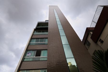 Apartamento à venda com 115m², 4 quartos e 3 vagasFachada