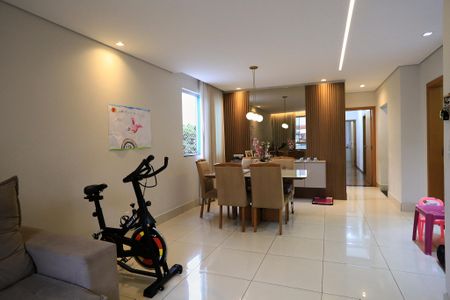Apartamento à venda com 115m², 4 quartos e 3 vagasSala