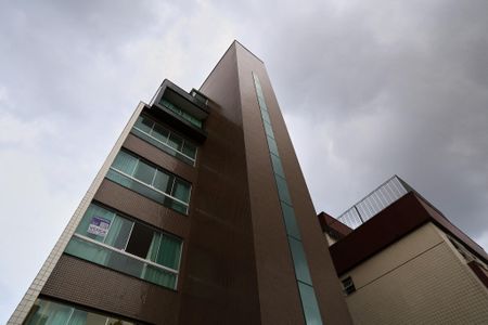 Apartamento à venda com 115m², 4 quartos e 3 vagasFachada