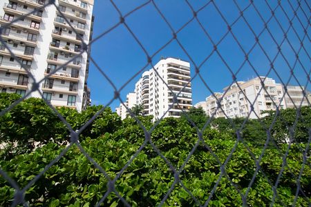 Apartamento à venda com 70m², 2 quartos e sem vaga Apartamento à venda com 70m², 2 quartos e sem vagaSala - Vista