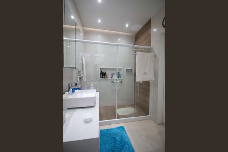 Apartamento à venda com 70m², 2 quartos e sem vaga Apartamento à venda com 70m², 2 quartos e sem vagaBanheiro da Suíte
