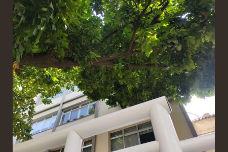 Apartamento à venda com 70m², 2 quartos e sem vaga Apartamento à venda com 70m², 2 quartos e sem vagaFachada