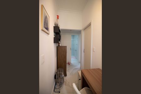 Apartamento à venda com 70m², 2 quartos e sem vaga Apartamento à venda com 70m², 2 quartos e sem vagaEscritório