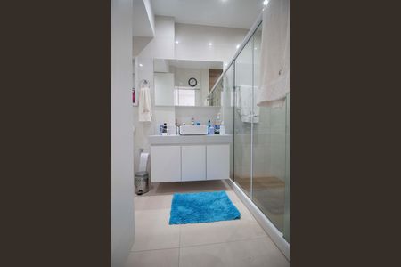 Apartamento à venda com 70m², 2 quartos e sem vaga Apartamento à venda com 70m², 2 quartos e sem vagaBanheiro da Suíte