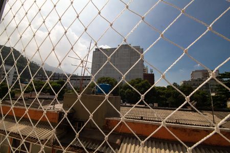 Apartamento à venda com 70m², 2 quartos e sem vaga Apartamento à venda com 70m², 2 quartos e sem vagaSuíte - vista