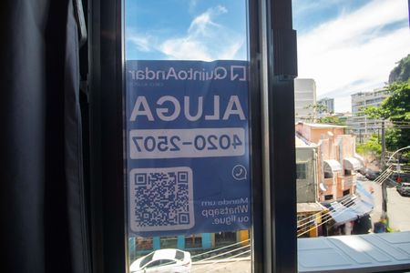 Apartamento à venda com 70m², 2 quartos e sem vaga Apartamento à venda com 70m², 2 quartos e sem vagaPlaca