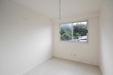 Apartamento à venda com 76m², 2 quartos e 2 vagasQuarto 1