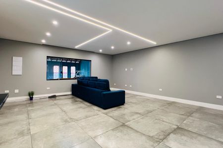 Casa à venda com 268m², 3 quartos e 3 vagas Casa à venda com 268m², 3 quartos e 3 vagasSala/Cozinha