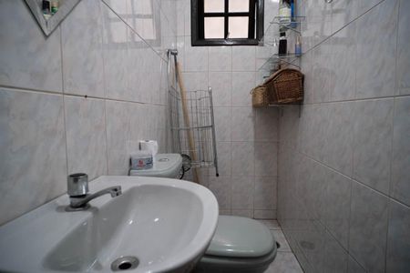 Casa à venda com 135m², 3 quartos e 2 vagasBanheiro 2