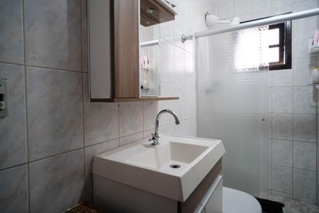 Casa à venda com 135m², 3 quartos e 2 vagasBanheiro 1