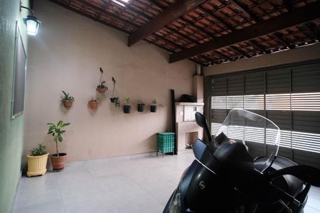 Casa à venda com 135m², 3 quartos e 2 vagasGaragem