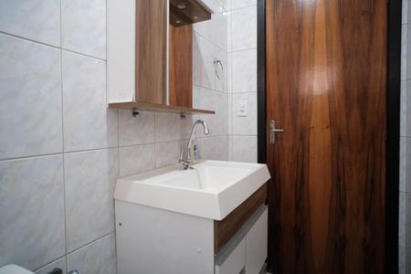 Casa à venda com 135m², 3 quartos e 2 vagasBanheiro da Suíte