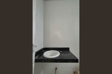 Apartamento à venda com 45m², 2 quartos e 1 vaga Apartamento à venda com 45m², 2 quartos e 1 vagaBanheiro da suíte