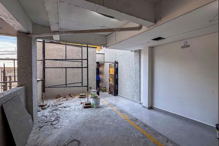 Apartamento à venda com 42m², 2 quartos e 1 vaga Apartamento à venda com 42m², 2 quartos e 1 vagaGaragem