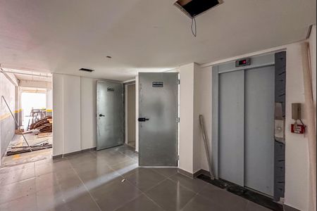 Apartamento à venda com 42m², 2 quartos e 1 vaga Apartamento à venda com 42m², 2 quartos e 1 vagaHall de entrada