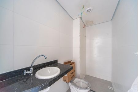 Apartamento à venda com 42m², 2 quartos e 1 vaga Apartamento à venda com 42m², 2 quartos e 1 vagaBanheiro Social