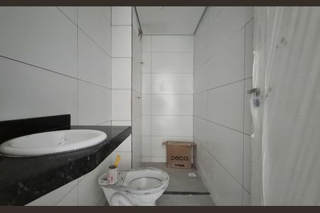 Apartamento à venda com 43m², 2 quartos e 1 vaga Apartamento à venda com 43m², 2 quartos e 1 vagaBanheiro