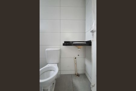 Apartamento à venda com 45m², 2 quartos e 1 vaga Apartamento à venda com 45m², 2 quartos e 1 vagaBanheiro da suíte